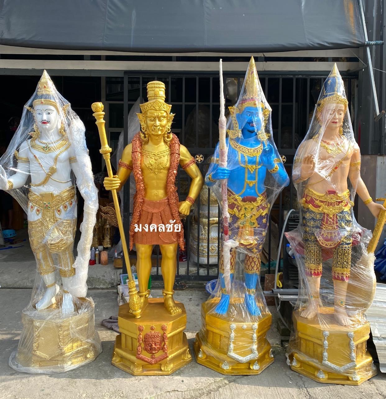 ท้าวจตุโลกบาล ท้าวจตุโลกบาลทั้ง 4 สูง 2.20 เมตร