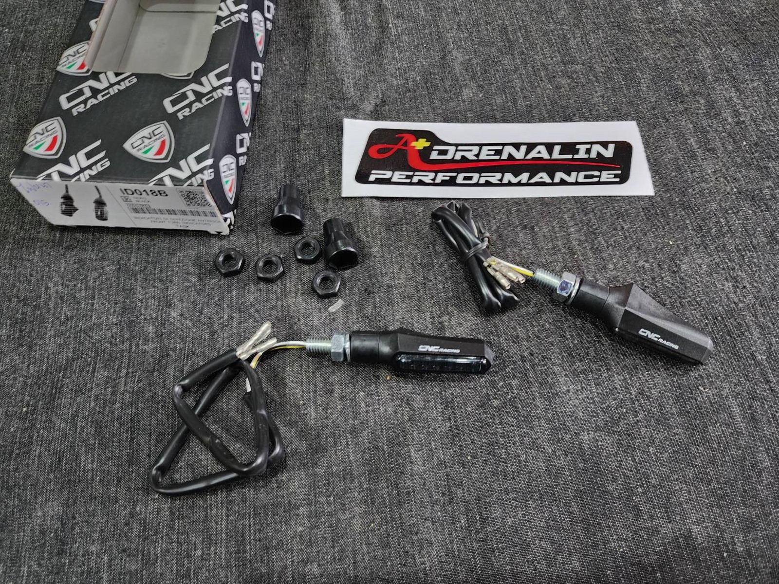 ไฟเลี้ยว CNC racing รุ่น Booster สำหรับ scrambler ไฟระบบ LED สว่าง ไม่ร้อน ราคา/คู่