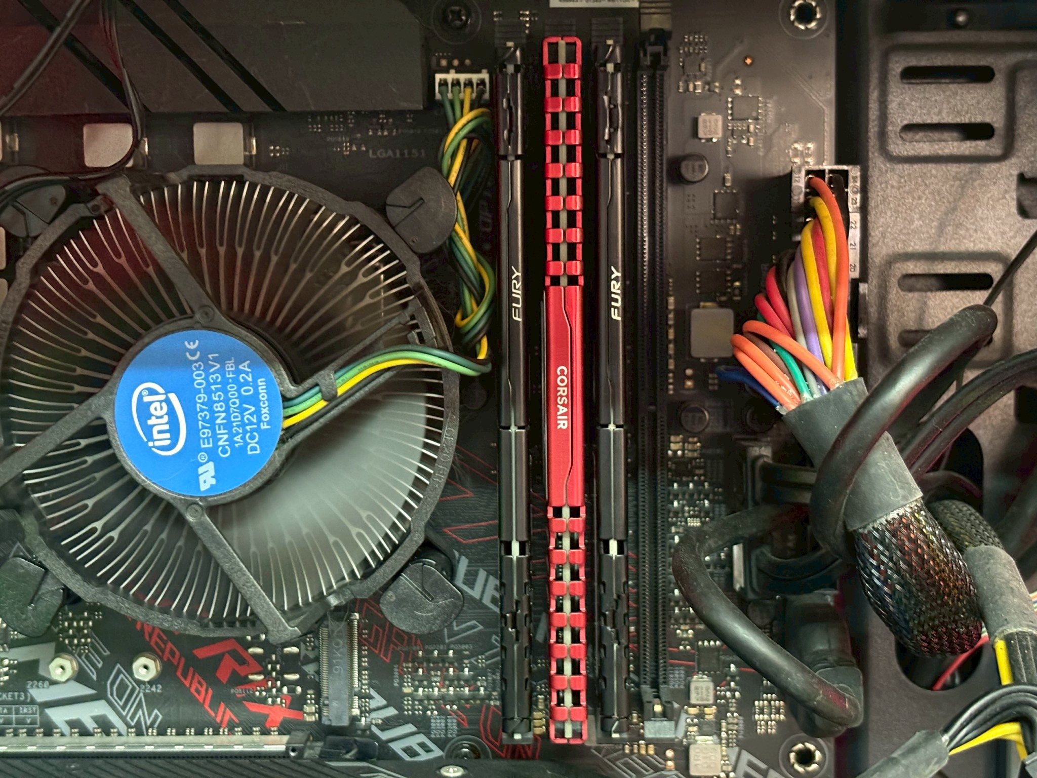 PC ประกอบ Intel Core i5-9400F / GTX 1650 / RAM 24GB DDR4 / SSD Sata 120GB