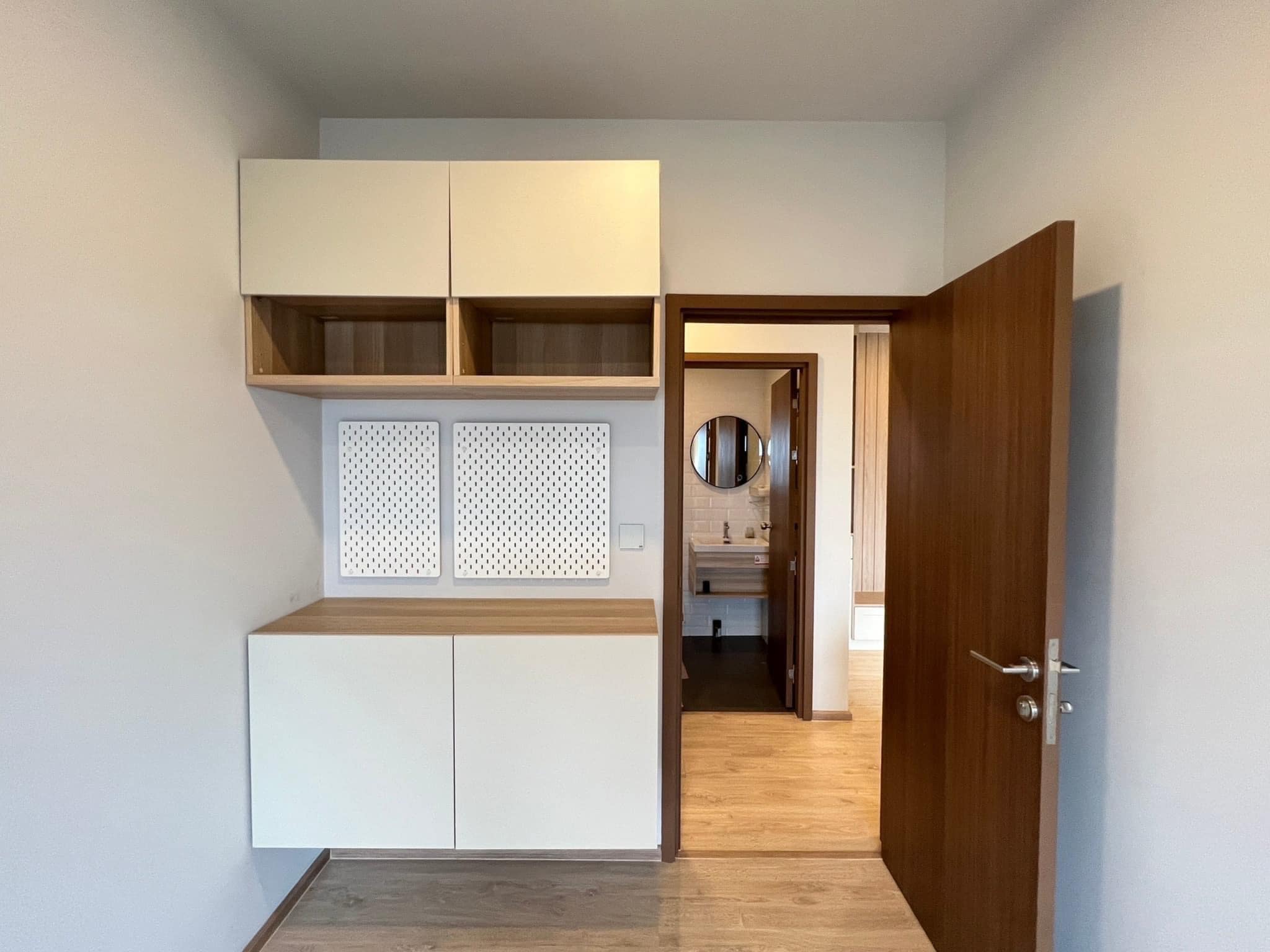 Metris Phatthanakan-Ekkamai