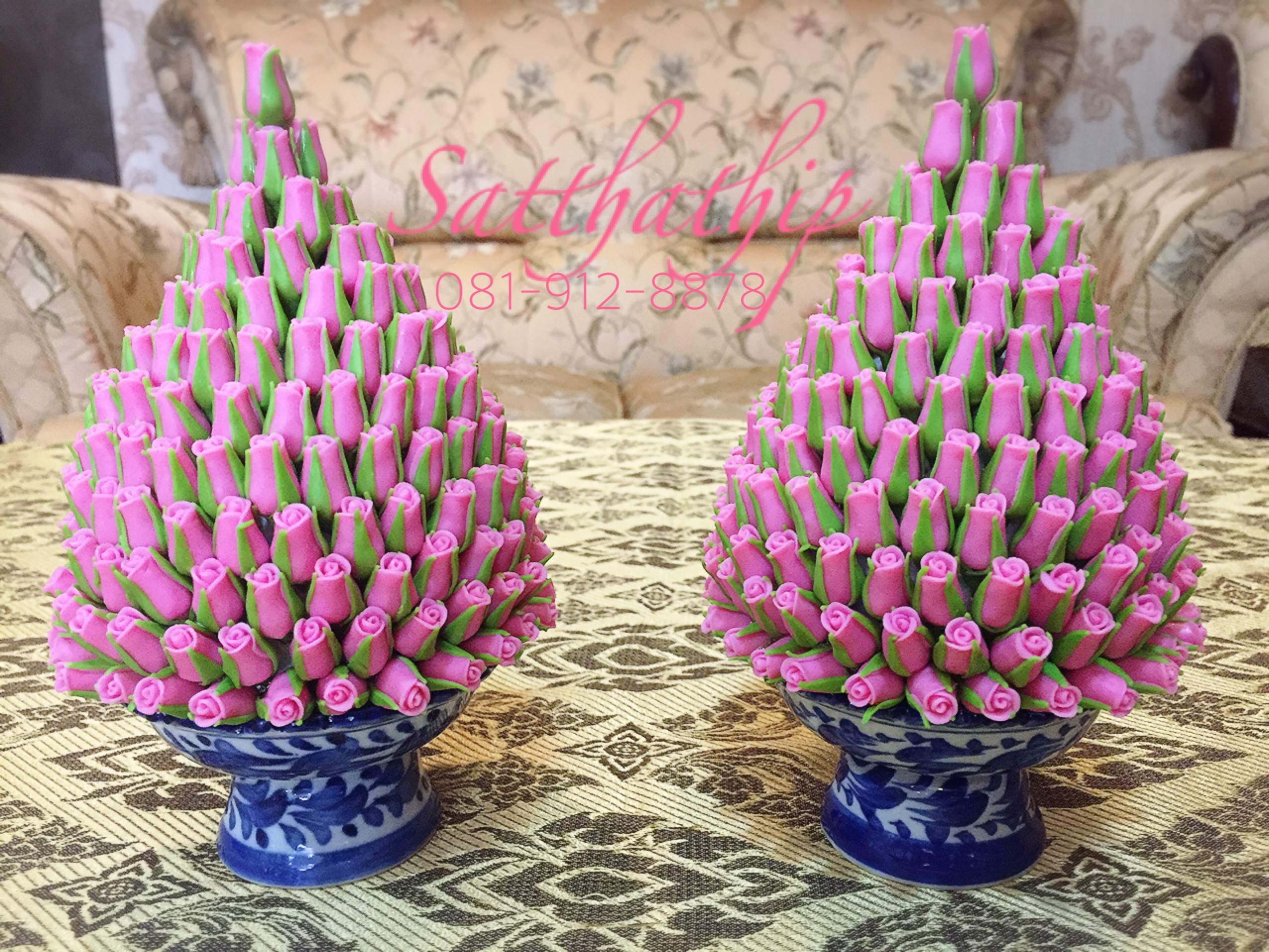 พานพุ่มดอกกุหลาบ - พานพุ่มดอกกุหลาบ (สีชมพู) ประดิษฐ์จากดิน - Rose Flower - Phan bush