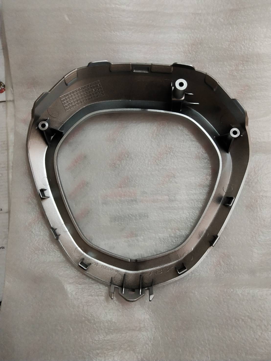 2BL-H3559-00-P0 ฝาครอบไมล์ สีเทาอ่อน GRAND FILANO 2015-2017 อะไหล่แท้ YAMAHA