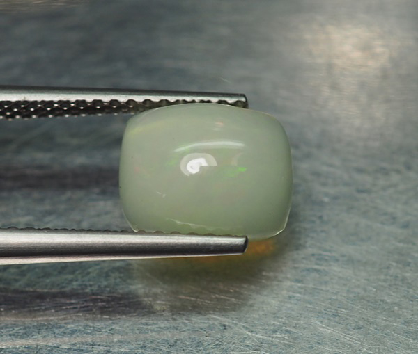 โอปอลหลากสี (Opal) 1.45 กะรัต