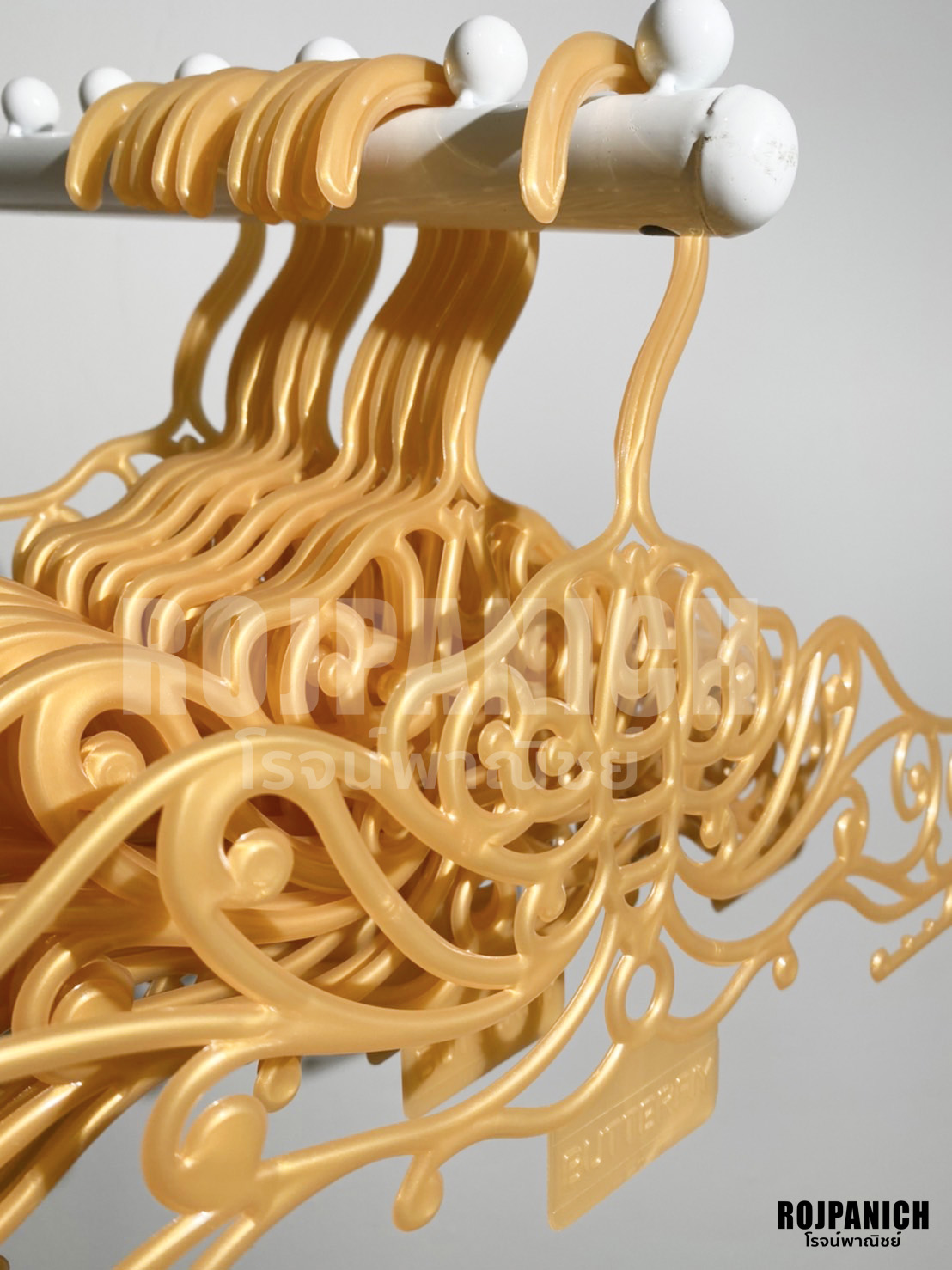 ไม้แขวนผีเสื้อL