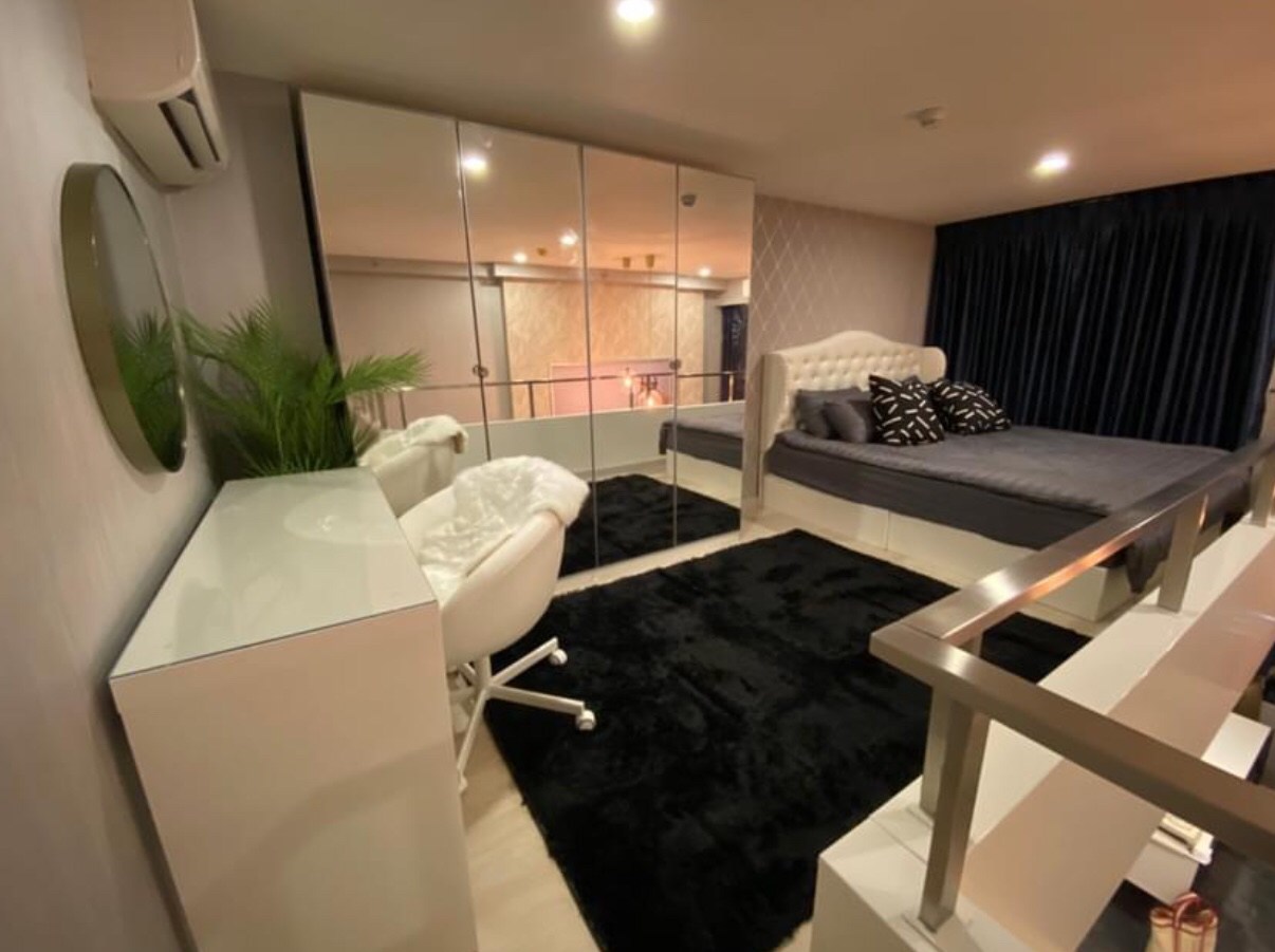 Knightsbridge Prime Sathorn