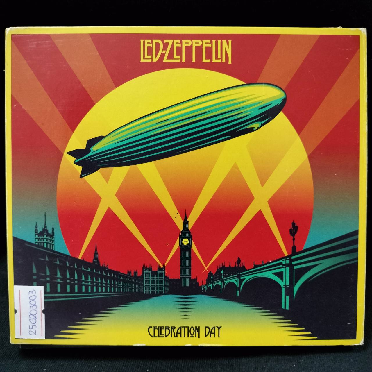 Led Zeppelin – Celebration Day / THAILAND / สันกล่องกระดาษขาด / 2CD+2DVD / แผ่นดี