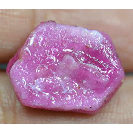 พลอยก้อนทับทิม (Ruby) 11.70 กะรัต