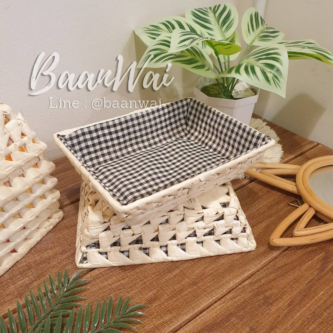 ตะกร้าใบลาน บุผ้า ทรงรี