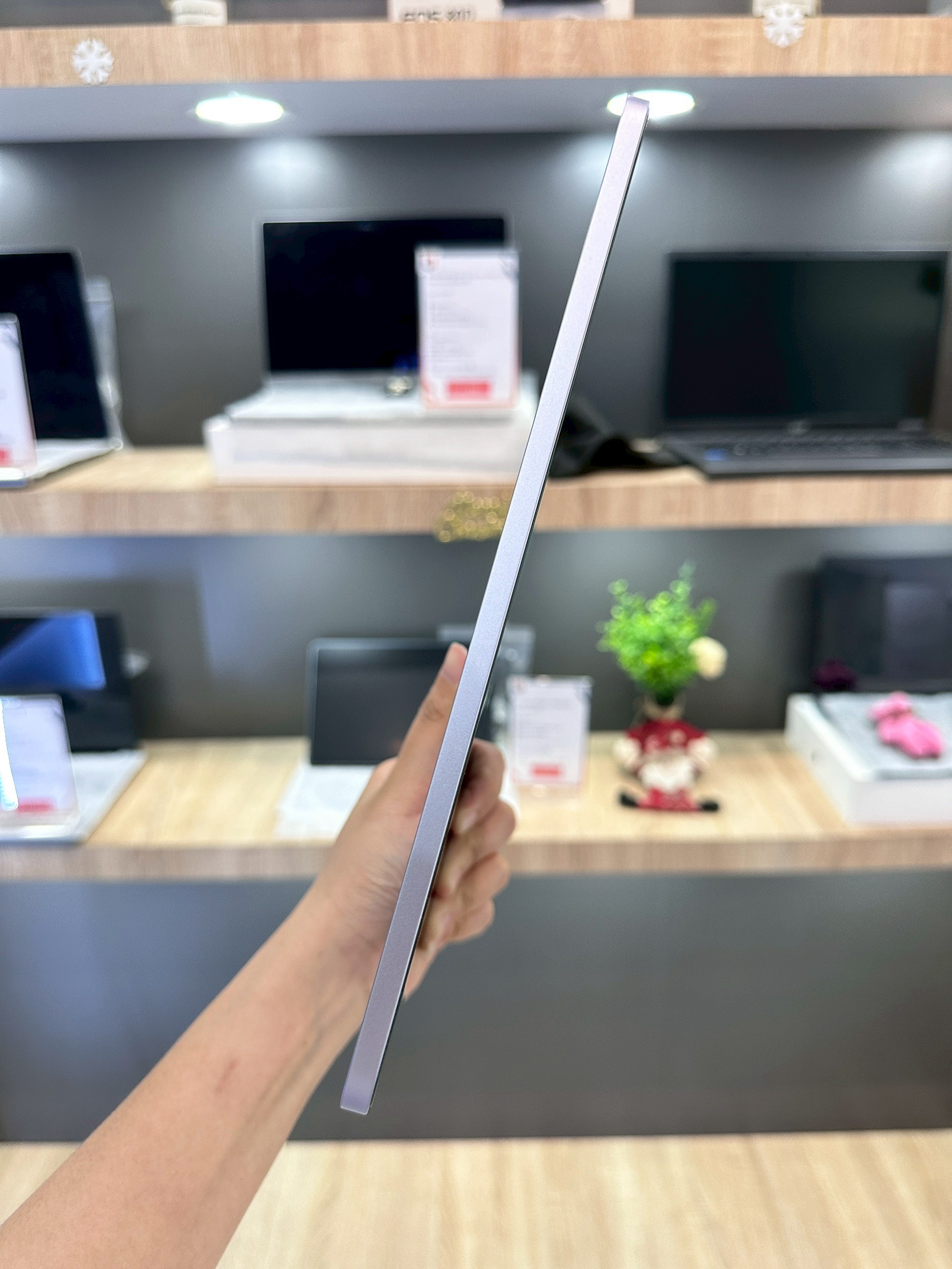 iPad Air 11-inch (M3) 128GB WiFi Purple