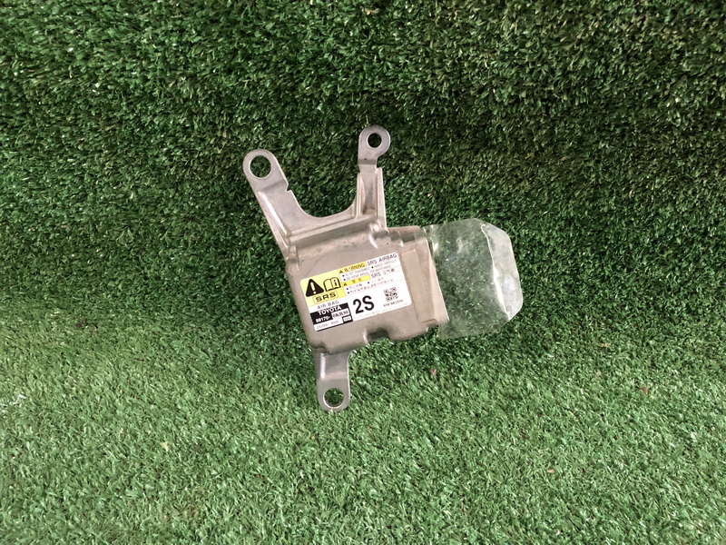 กล่องควบคุมถุงลมนิรภัย Toyota Fortuner/Revo