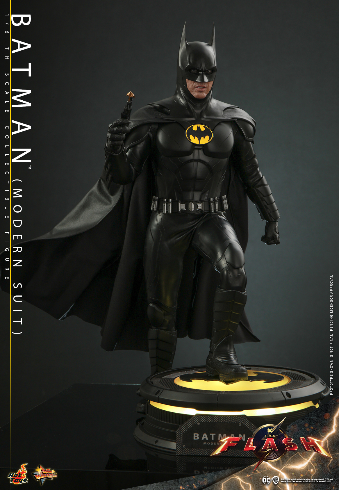 Hot Toys - MMS712 1/6 The Flash - Batman (Modern Suit)