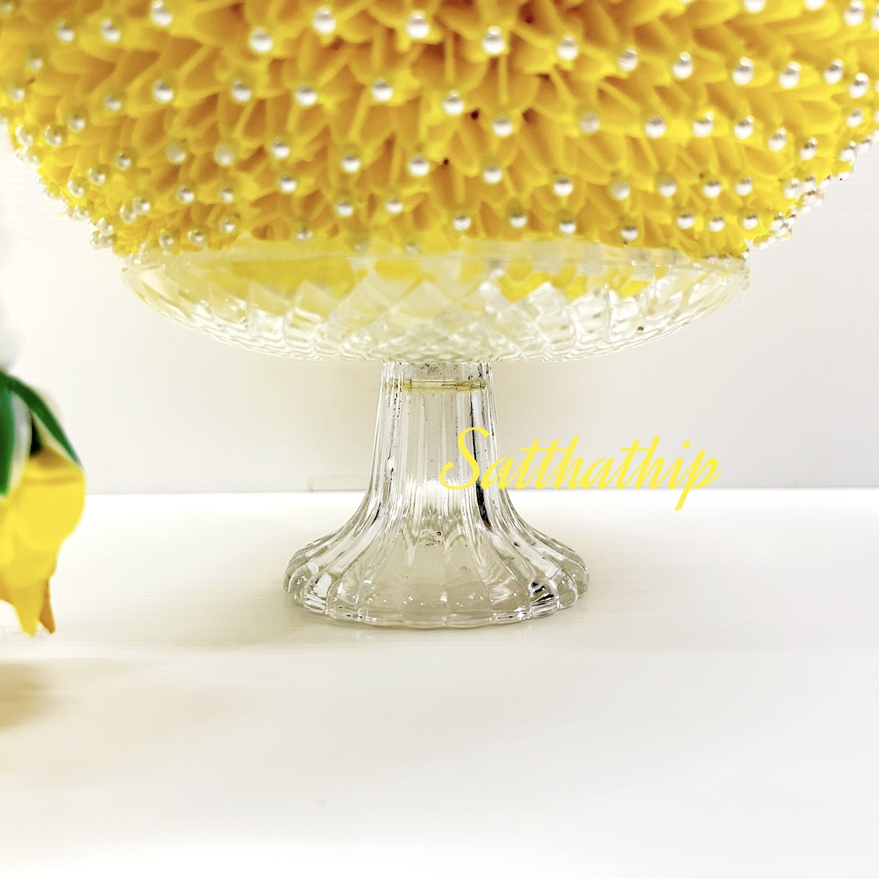 พานพุ่มดอกรักประดิษฐ์ [9"]