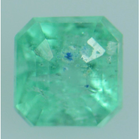 พลอยมรกตดิบ (Emerald) 0.26 กะรัต No oil