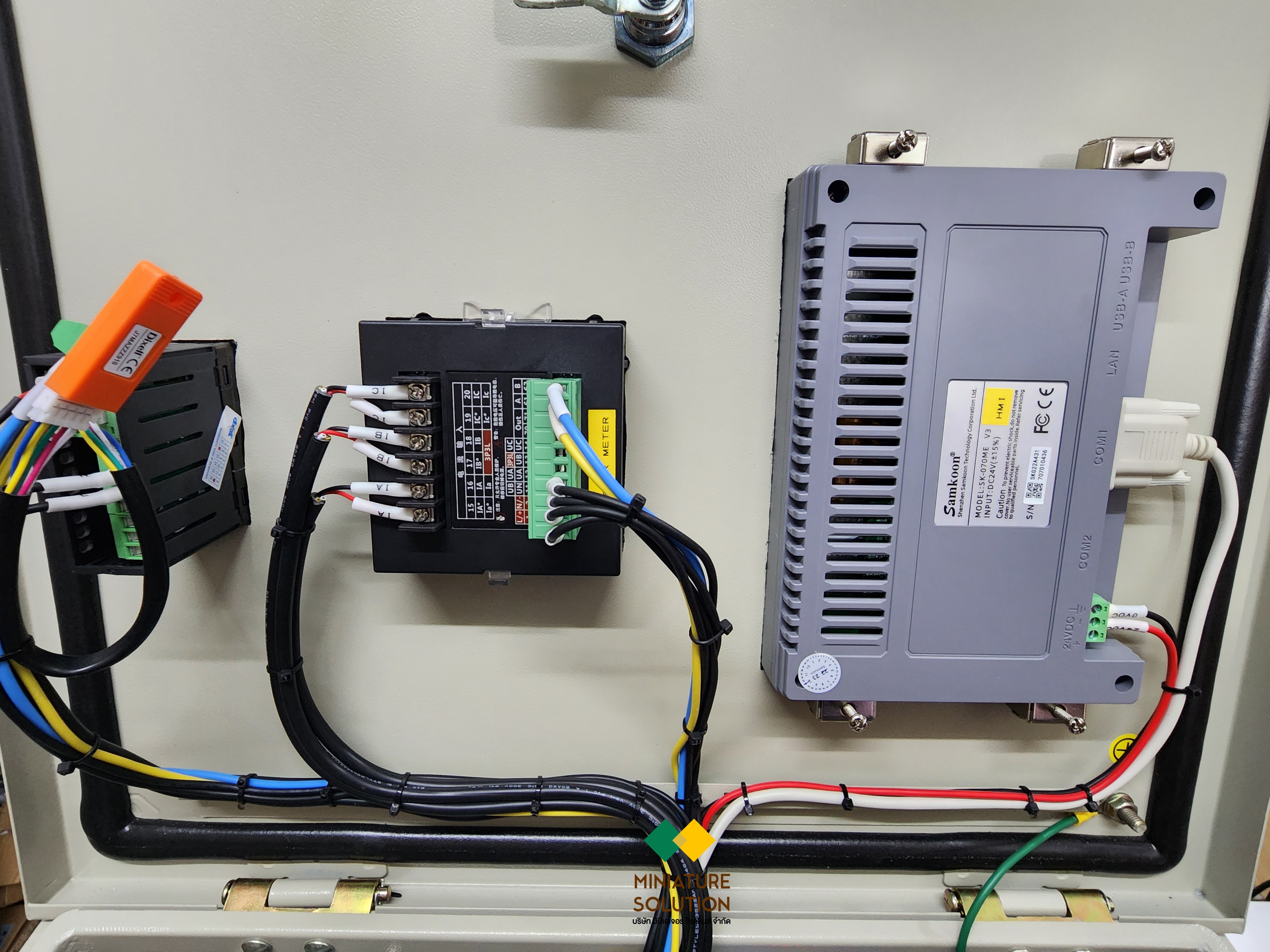 ตู้ควบคุม AHU ระบบทำความเย็นตู้คอนเทนเนอร์ วัดอุณหภูมิ ความชื้น วัดการใช้พลังงานไฟฟ้าเพื่อลดค่าไฟ