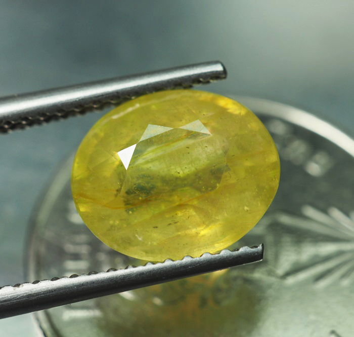 บุษราคัมอัฟริกาสีเหลือง (Sapphire) 3.55 กะรัต