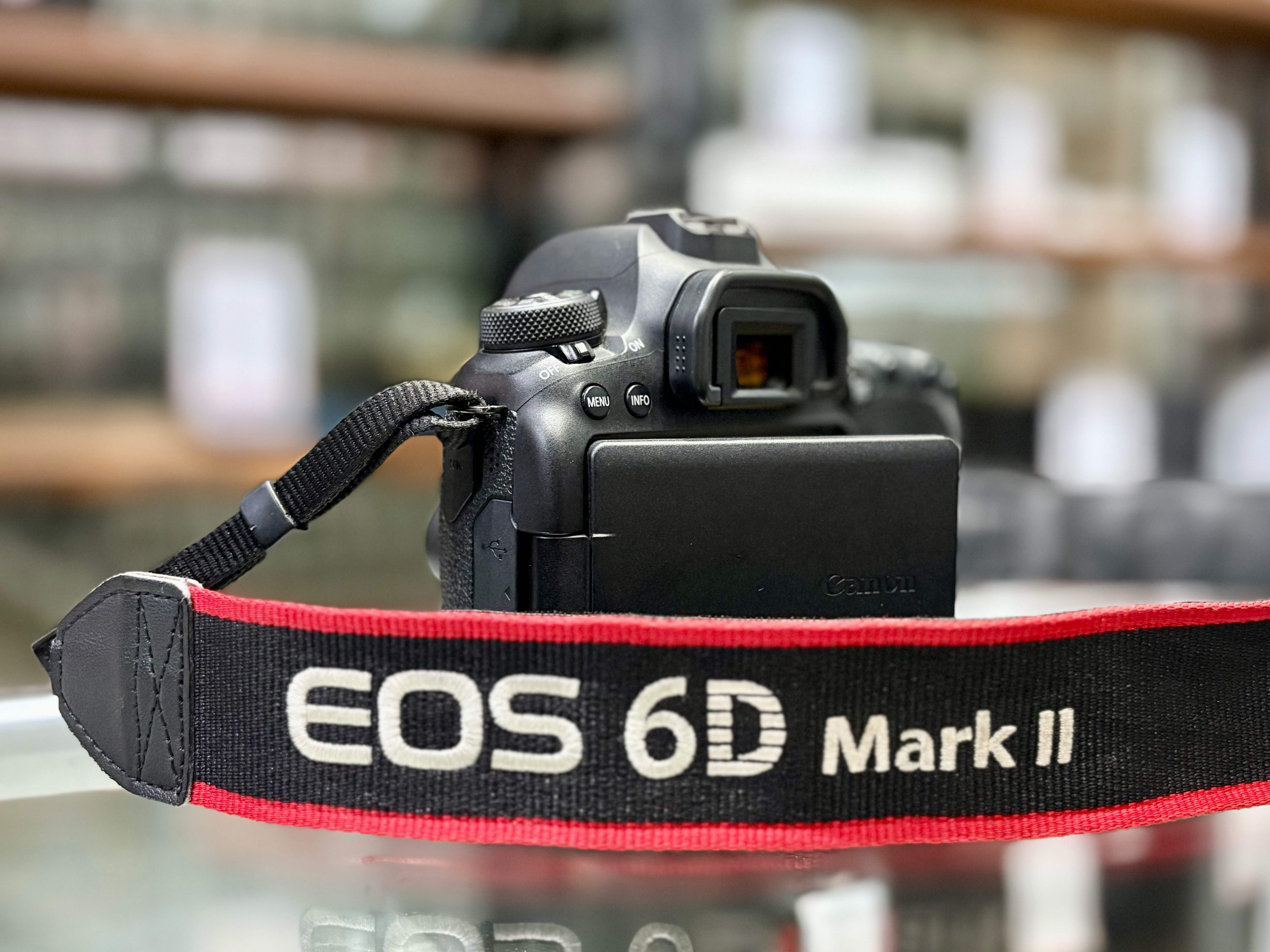 Canon EOS 6D Mark II