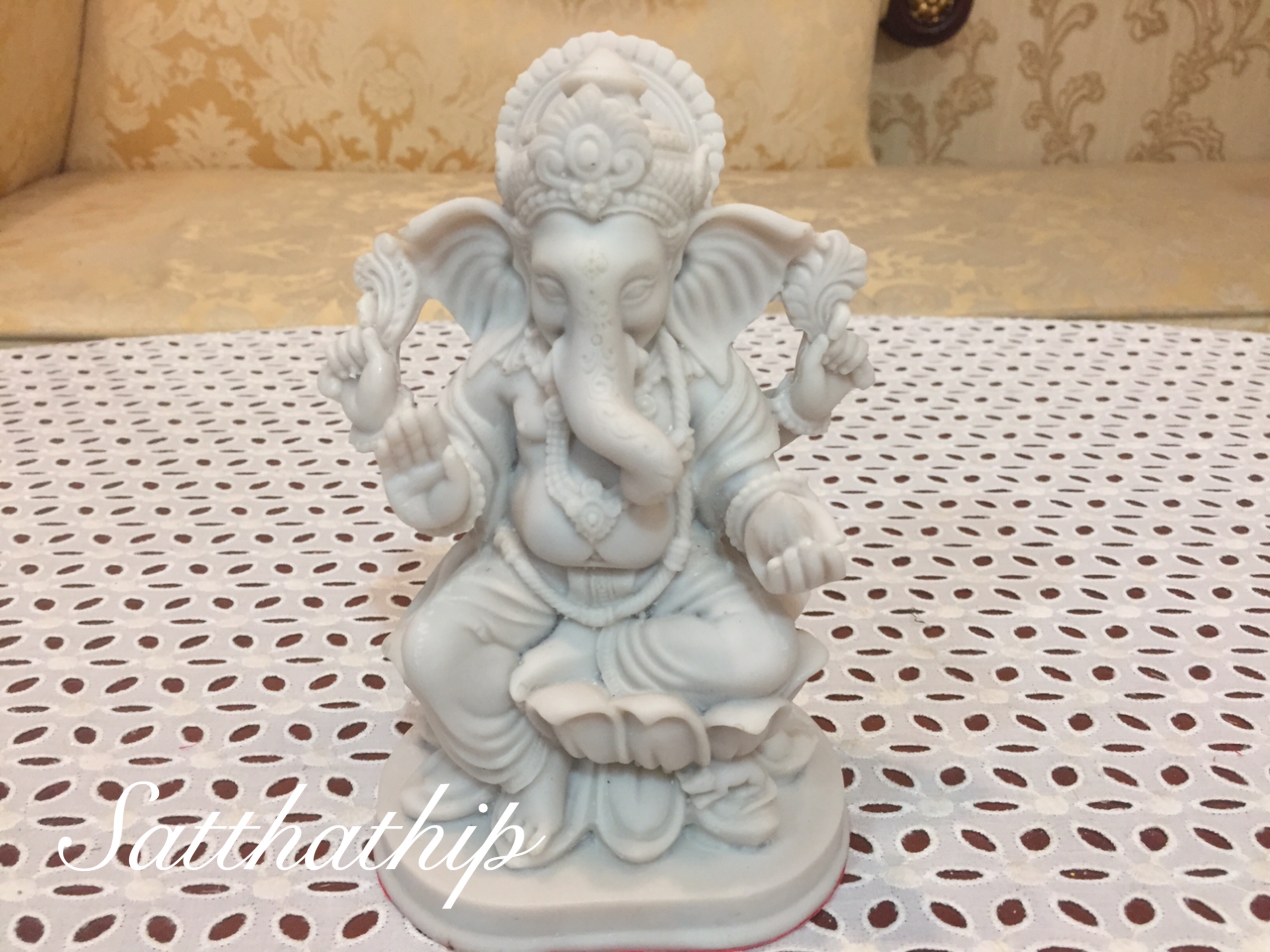 พระพิฆเนศ ปางสัมปทายะคเณศ (เรซิ่น) - Ganesha: Lord of Success