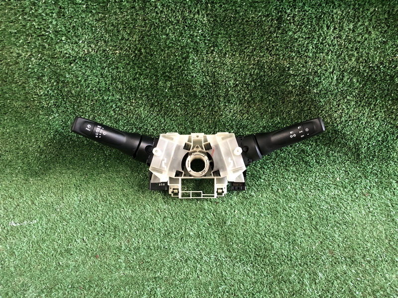 สวิตช์ยกเลี้ยว Isuzu D-Max 2012-2016