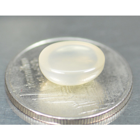 มูนสโตน (Moon Stone) 3.05 กะรัตสีครีม