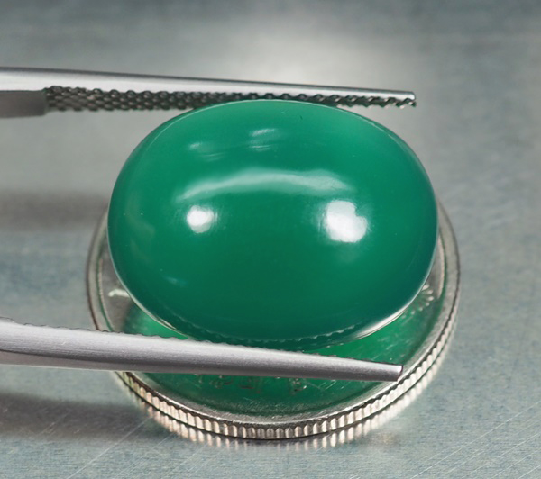 คาลซิโดนีสีเขียว (Green Chalcedony) 11.45 กะรัต