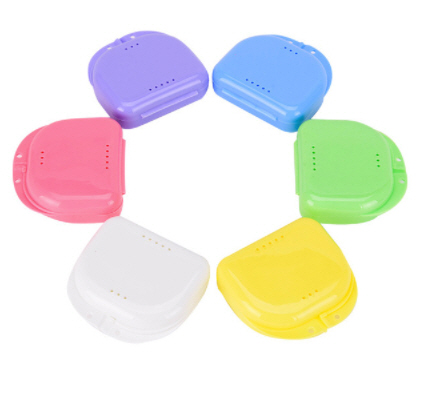 กล่องเก็บรีเทนเนอร์,กล่องรีเทนเนอร์,กล่องใส่รีเทนเนอร์