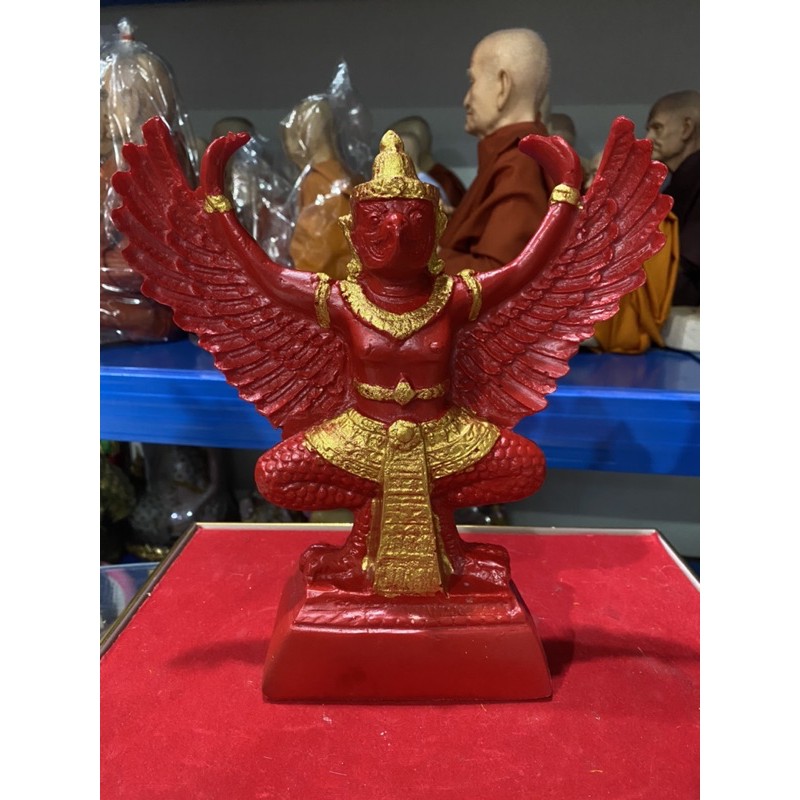 พญาครุฑ กว้าง8นิ้ว สูง 9 นิ้วครึ่ง