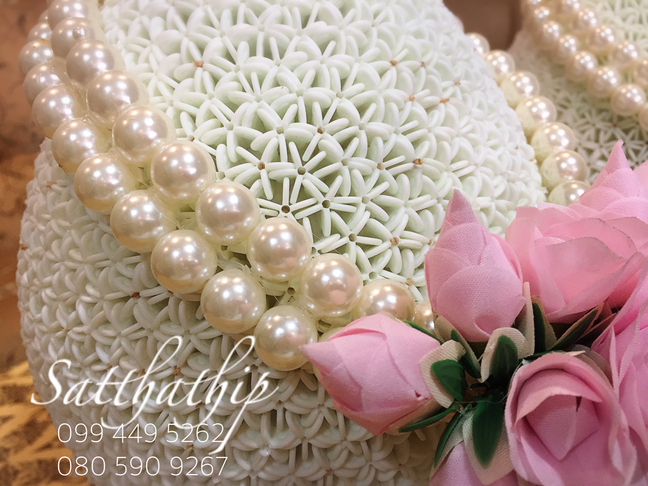 พานพุ่ม - พานพุ่มสักการะ - พานพุ่มดอกรัก - พานพุ่มดอกรักประดิษฐ์ (พลาสติก) - พานพุ่มสีขาว - Panpum