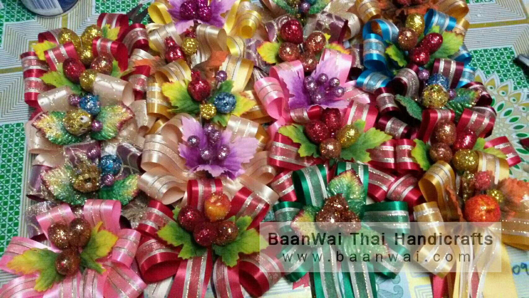 "งานตัวอย่าง" รับทำโบว์ติดกระเช้า โบว์ติดของชำร่วย โบว์ของขวัญ โบว์รางวัล โบว์ประกวด โบว์ติดรางวัล