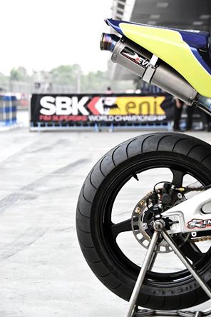 ท่อ Devil Evolution full system สำหรับ R3, mt03 2015ขึ้นไป (For Exhibition only)