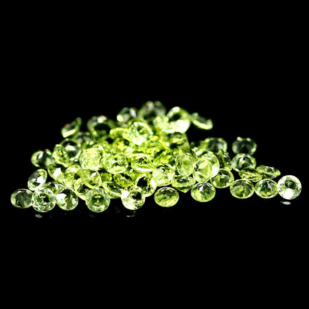 พลอยเพอริโด (Peridot) 1 กะรัต 14 ชิ้น