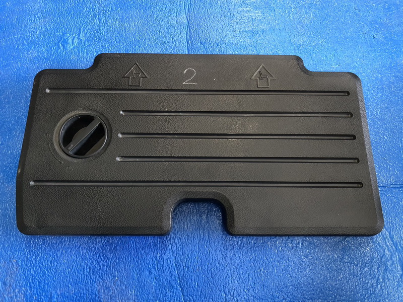 ฝาครอบเครื่องยนต์