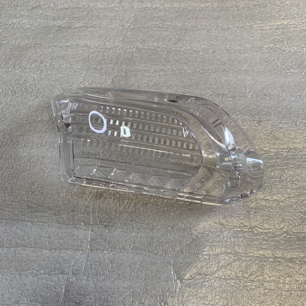 33401-KZV-T00 เลนส์ไฟเลี้ยวหน้าด้านขวา SUPERCUB 2013-2017 , DREAM110I 2011 อะไหล่แท้ HONDA