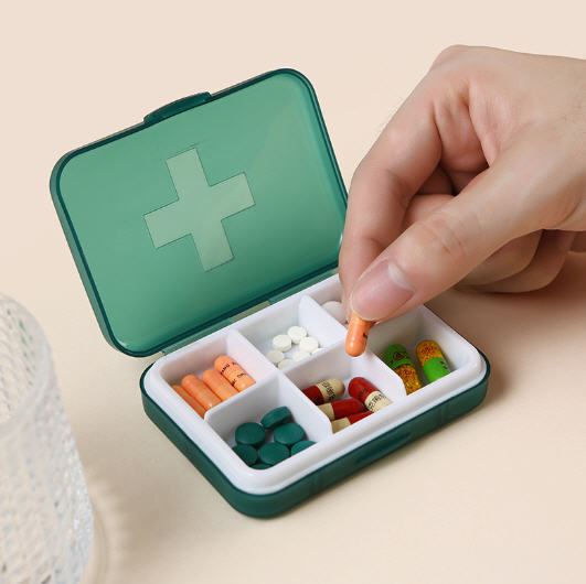 กล่องใส่ยา,กล่องยา,กล่องใส่ยาพกพา,ขนาด9.5*7.2*2.8CM