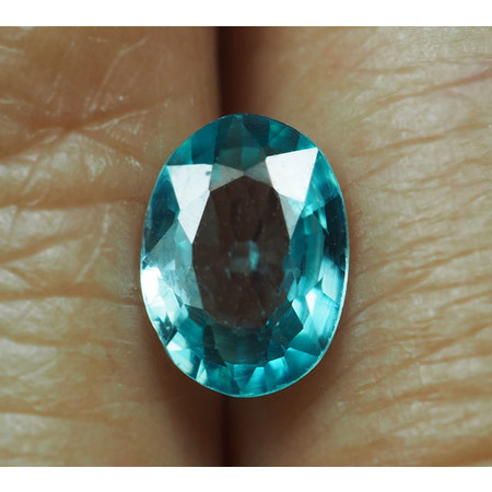 พลอยเพทายกัมพูชา (Zircon) 0.90 กะรัต