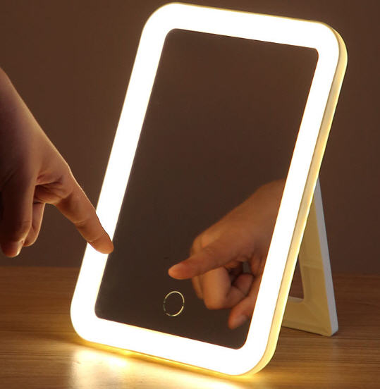 กระจกแต่งหน้า,กระจก,กระจกสกรีนโลโก้,ของแจก,กระจกพกพาไฟLED,กระจกLED