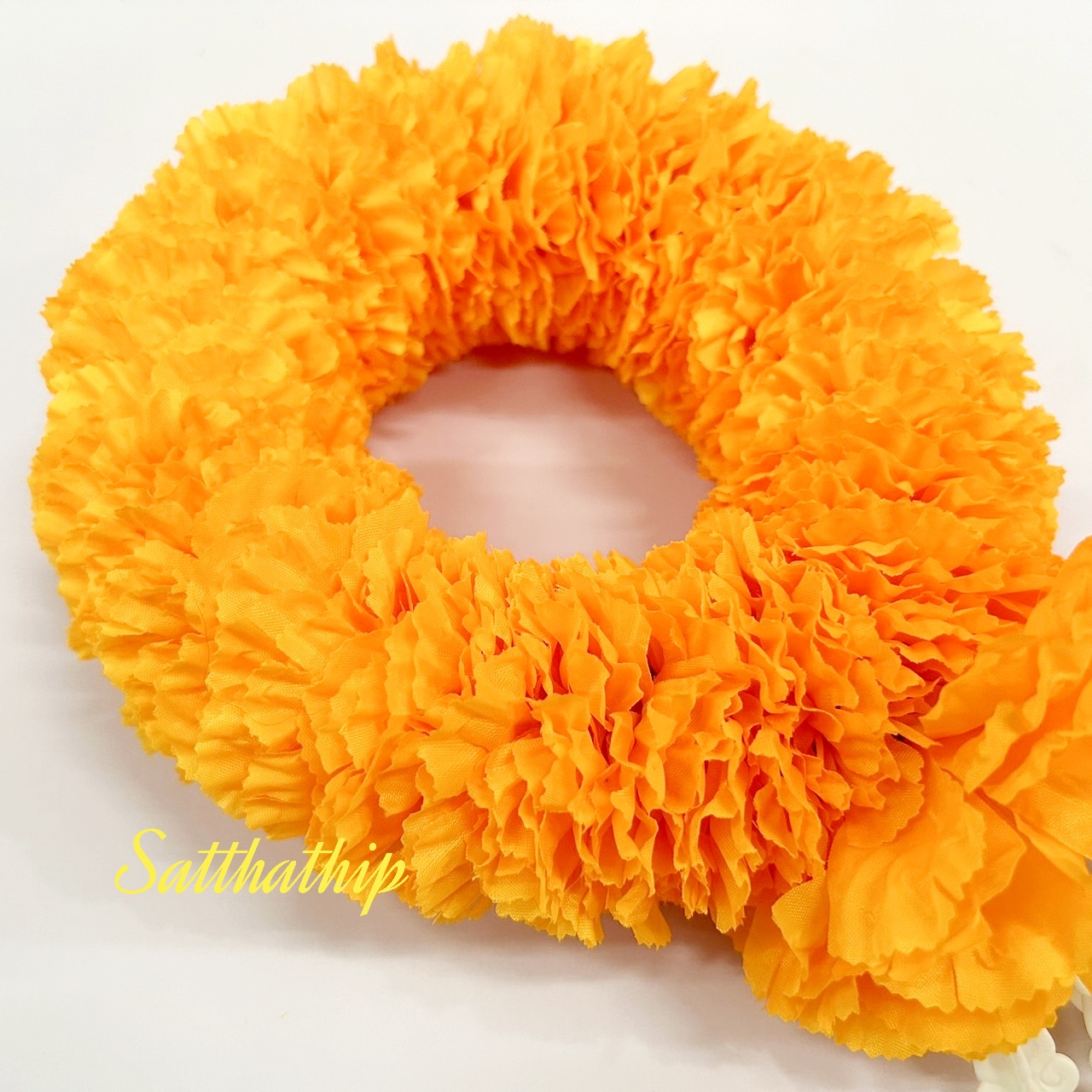 พวงมาลัยผ้า - พวงมาลัยดอกดาวเรืองผ้า - พวงมาลัยดอกดาวเรือง ประดิษฐ์ - พวงมาลัยถวายศาลพระภูมิ