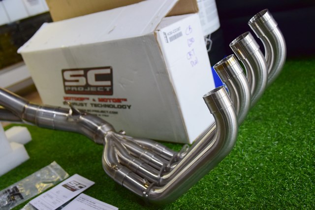 ท่อ SC Project Full System รุ่น Twin CR-T สำหรับ CB650F CBR650F 2014-2018 (For Exhibition only)