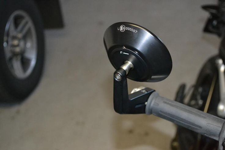 Rizoma - กระจกมองหลัง (รุ่น Eccentrico) สำหรับรถทุกรุ่น ราคาข้างละ