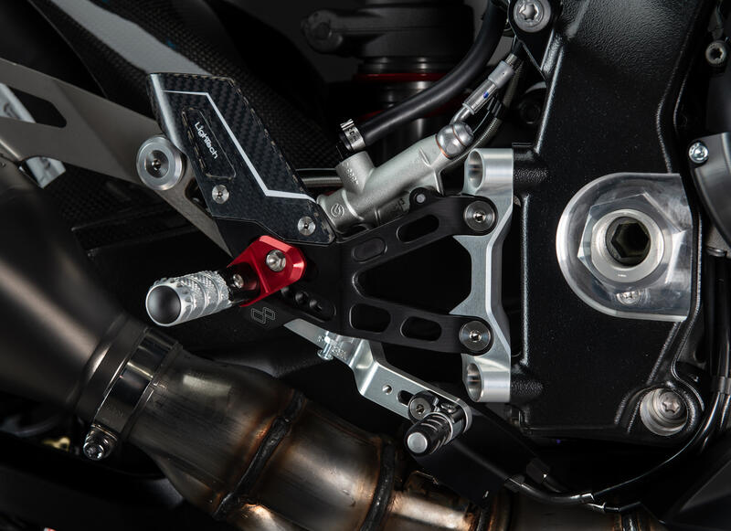 Lightech- เกียร์โยง (Rearsets) สำหรับ S1000RR 2020+ รุ่น R