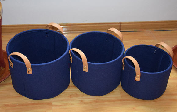 ตะกร้าผ้าสักหลาด