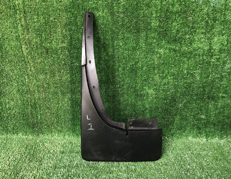 แผ่นกันโคลนรถยนต์