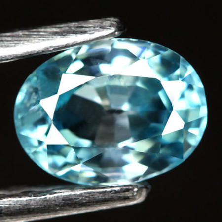 พลอยเพทายกัมพูชา (Zircon) 1.20 กะรัต