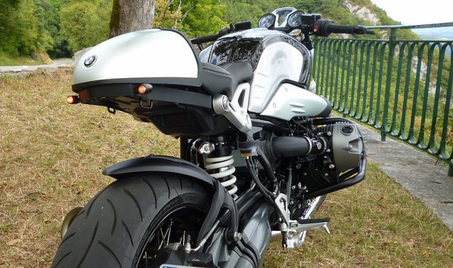 Rizoma - ไฟเลี้ยว รุ่น CLUB สำหรับ R9T