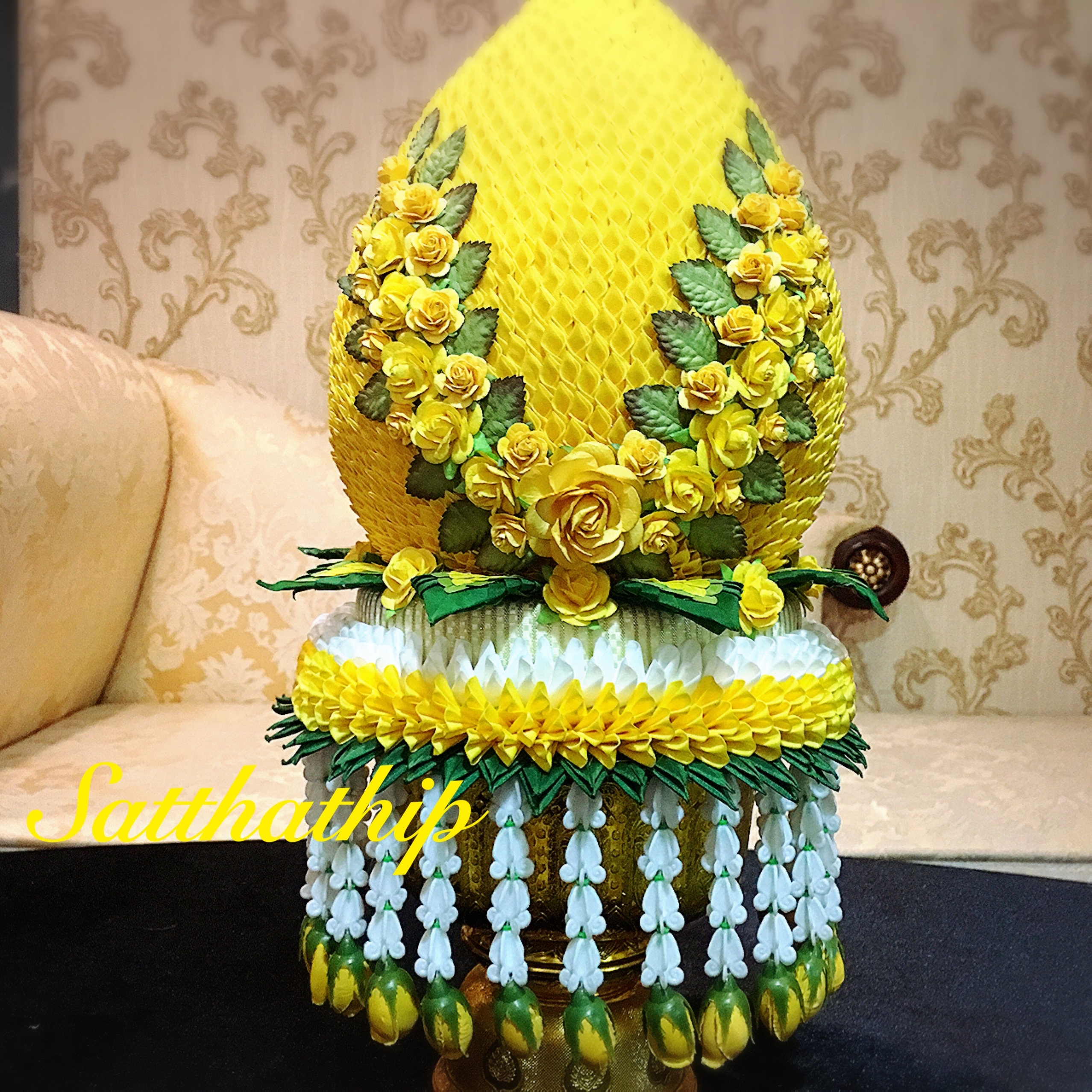 พานพุ่มผ้า สีเหลือง - พานพุ่ม สีเหลือง - พานพุ่มสักการะ สีเหลือง - Phan bush