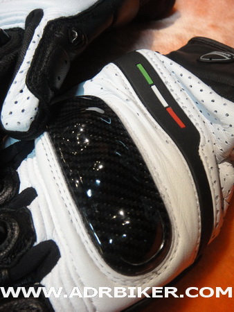 ถุงมือหนังแท้ผสมเนื้อผ้า รุ่น DUCATI DIAVEL\'14 by REV\'IT