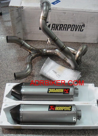 ท่อ akrapovic สำหรับ ktm 990 SM/SMT/SMR ทั้ง Slip-on และ Full (For Exhibition only)