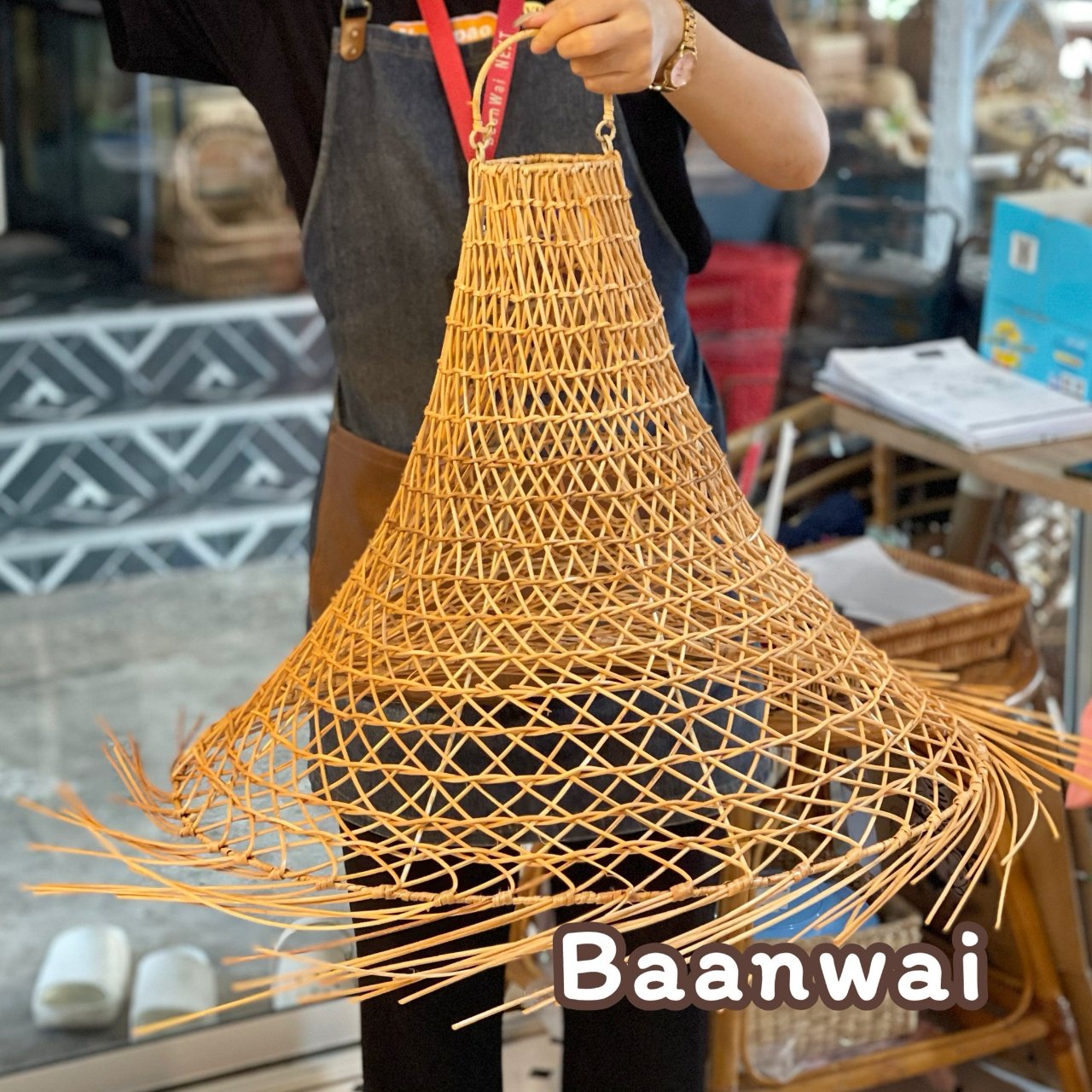 โคมไฟหวาย สไตล์บาหลี ขนาด 70 * 47 cm