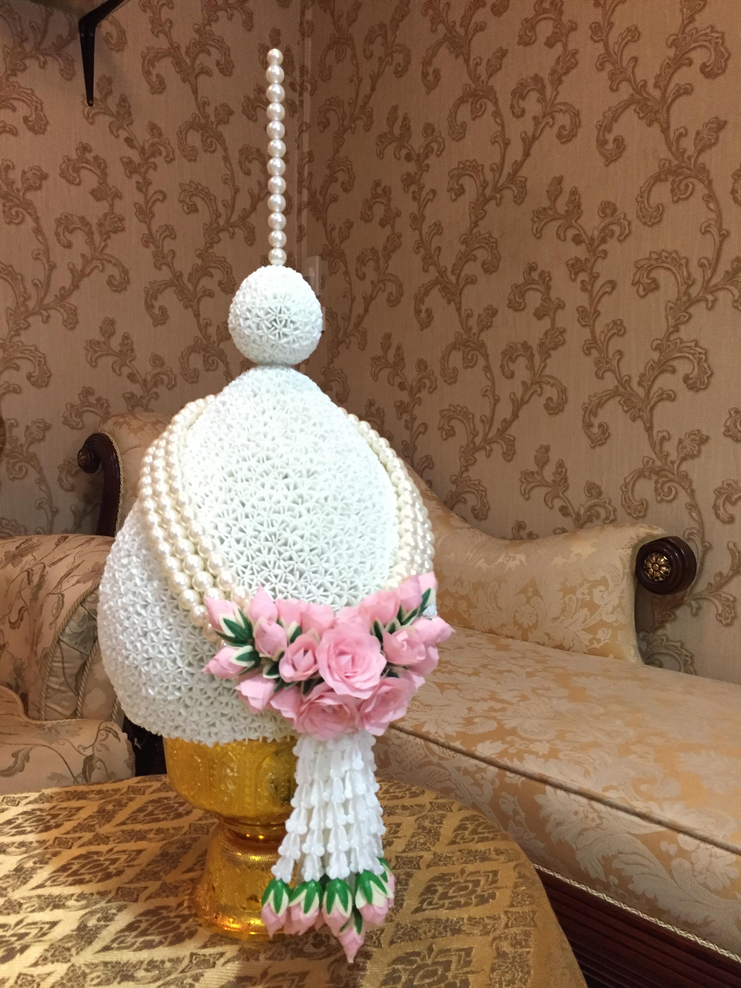 พานพุ่ม - พานพุ่มสักการะ - พานพุ่มดอกรัก - พานพุ่มดอกรักประดิษฐ์ (พลาสติก) - พานพุ่มสีขาว - Panpum