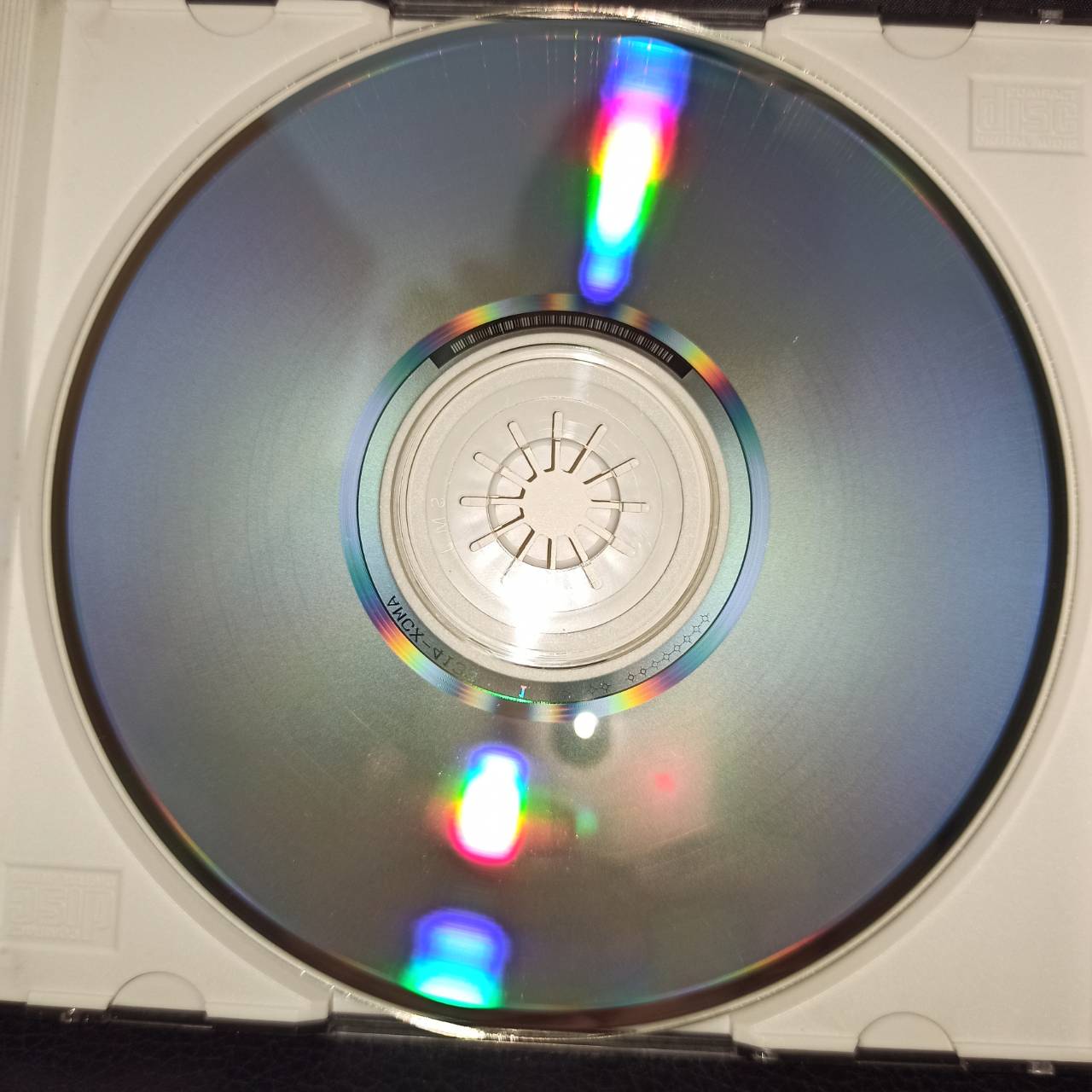 Hound Dog – Favorite Things: Hound Dog Best 1987-1992 / JAPAN / แผ่นสวย