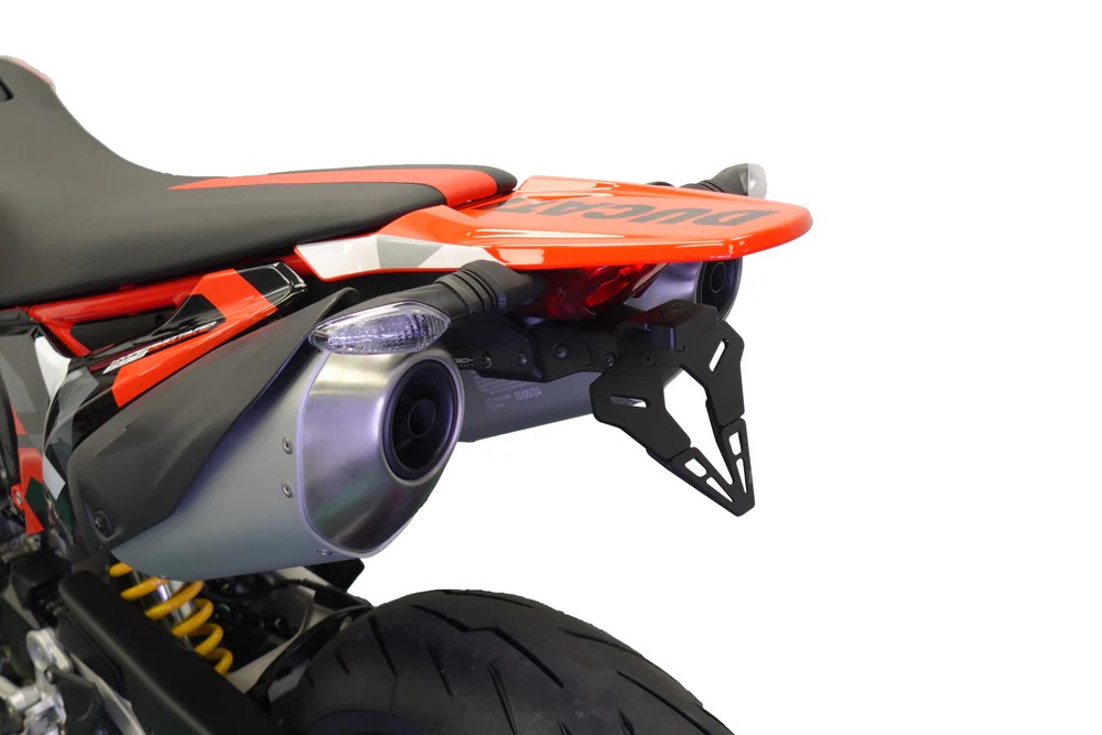 ท้ายสั้น Evotech สำหรับ hypermotard 698 mono